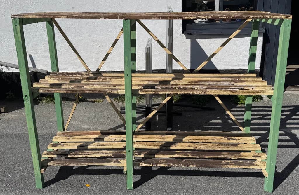 Härligt stor hylla – begagnad hyllor & förvaring hos ReFurn Lidingö