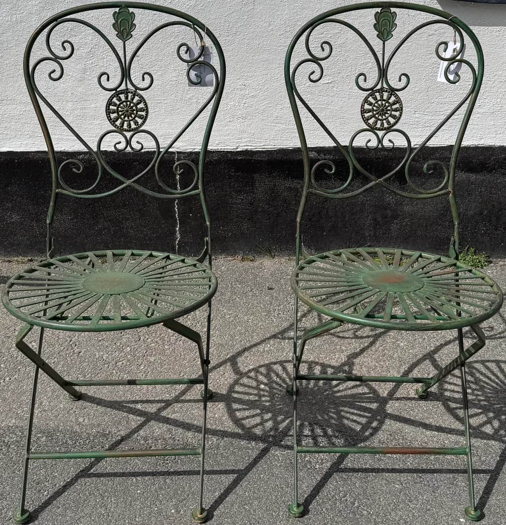Vacker trädgårdsstol , Danmark – begagnad bord & stolar hos ReFurn Lidingö