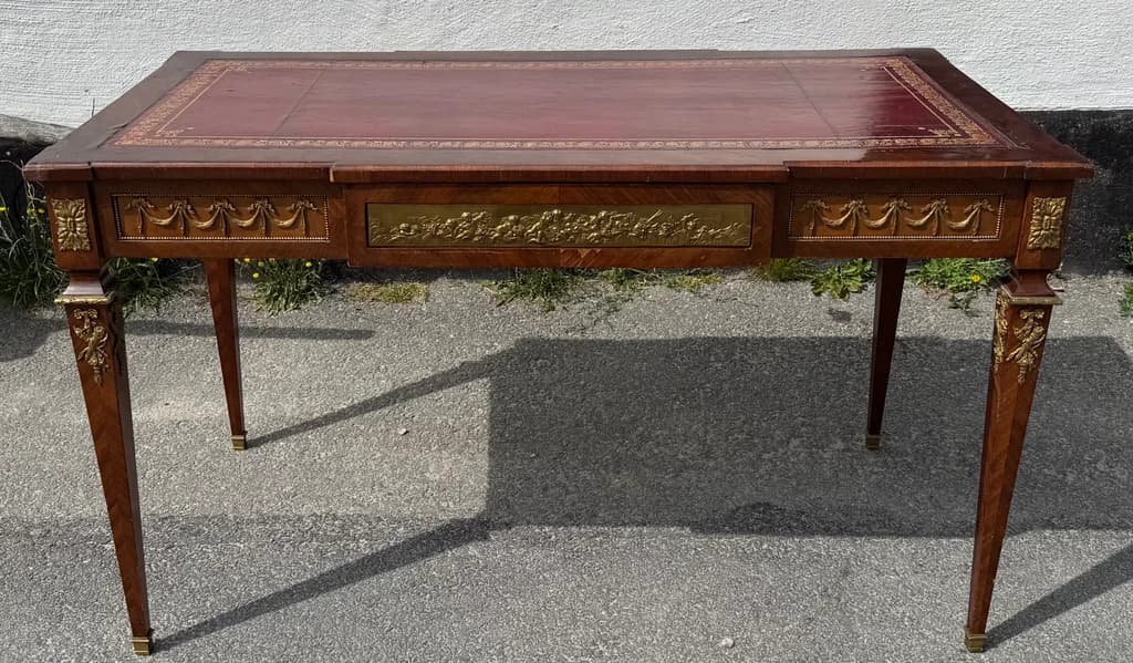 Skrivbord , Louis VXI stil