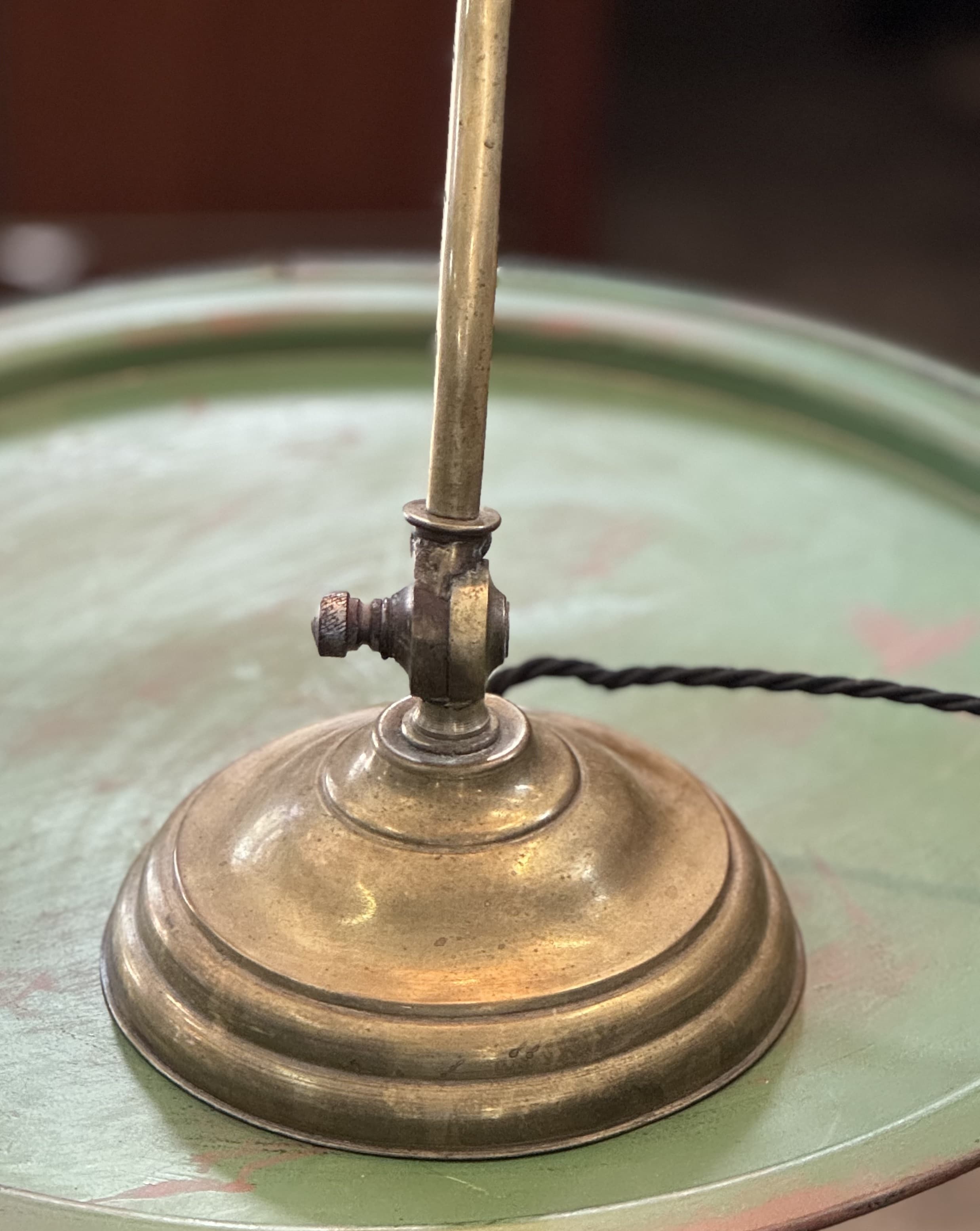 Vacker bordslampa "bankirlampa"