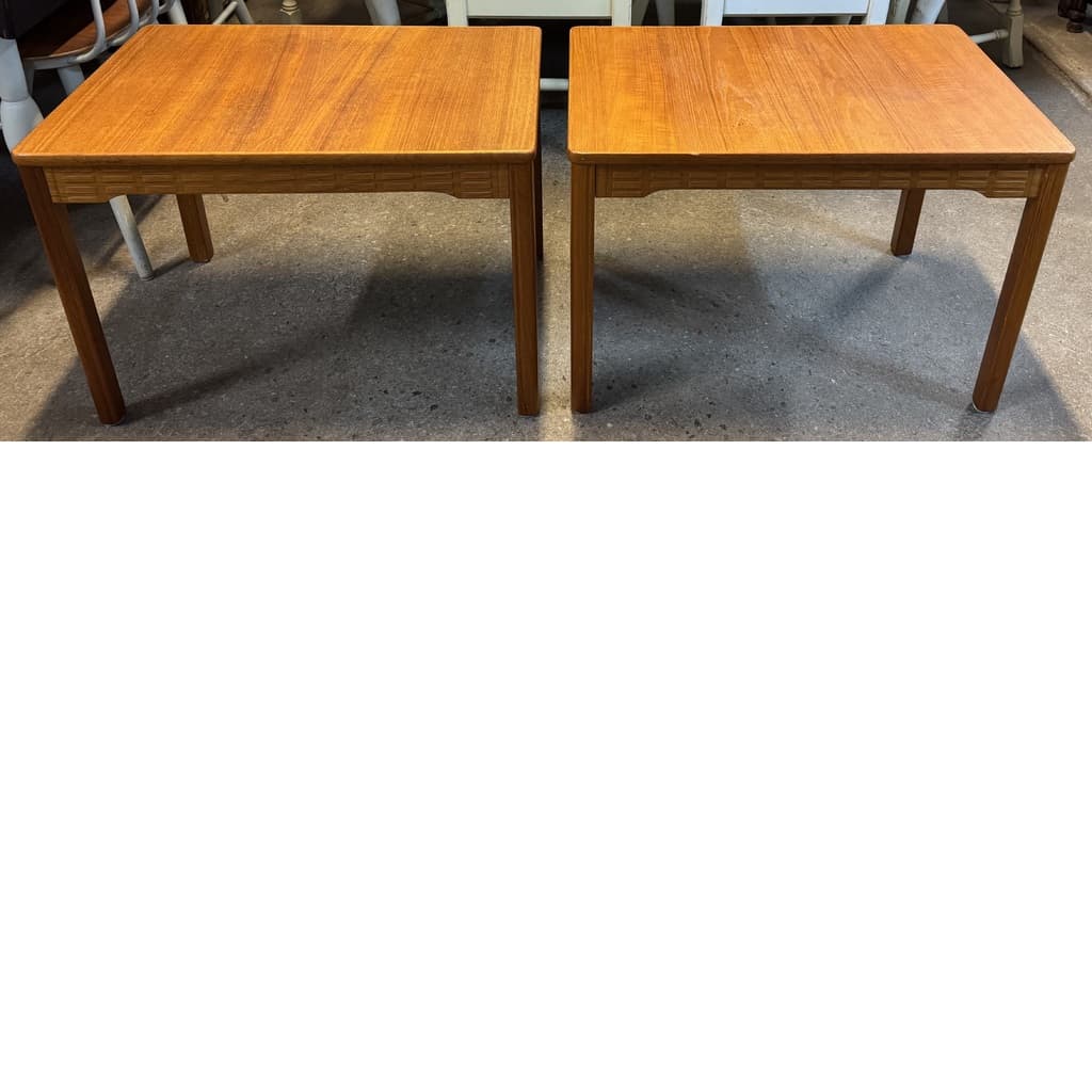 Underbra sidobord i teak, Tibro Serige