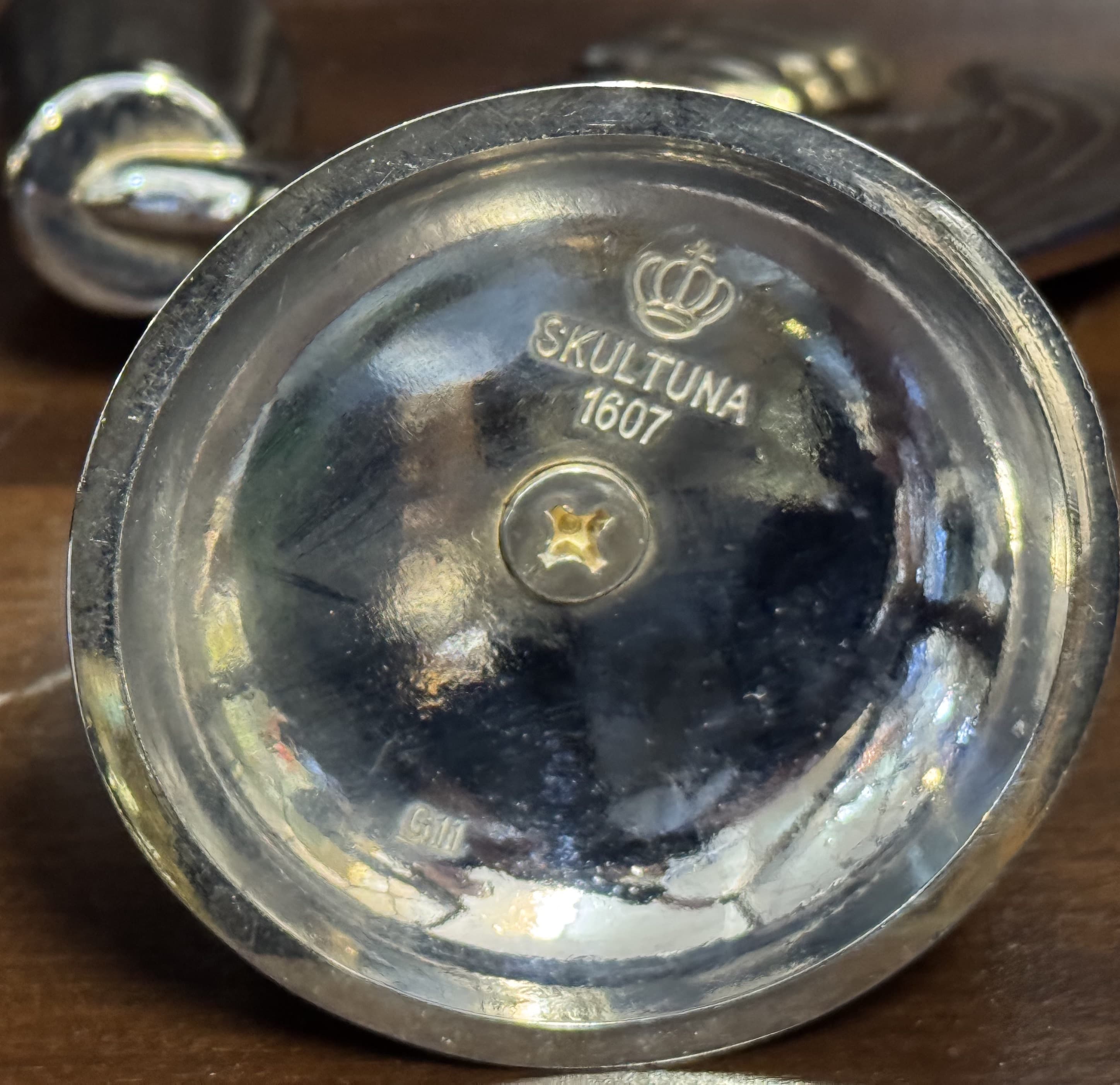 Två försilvrade ljusstakar," Skyddsängel" Skultuna