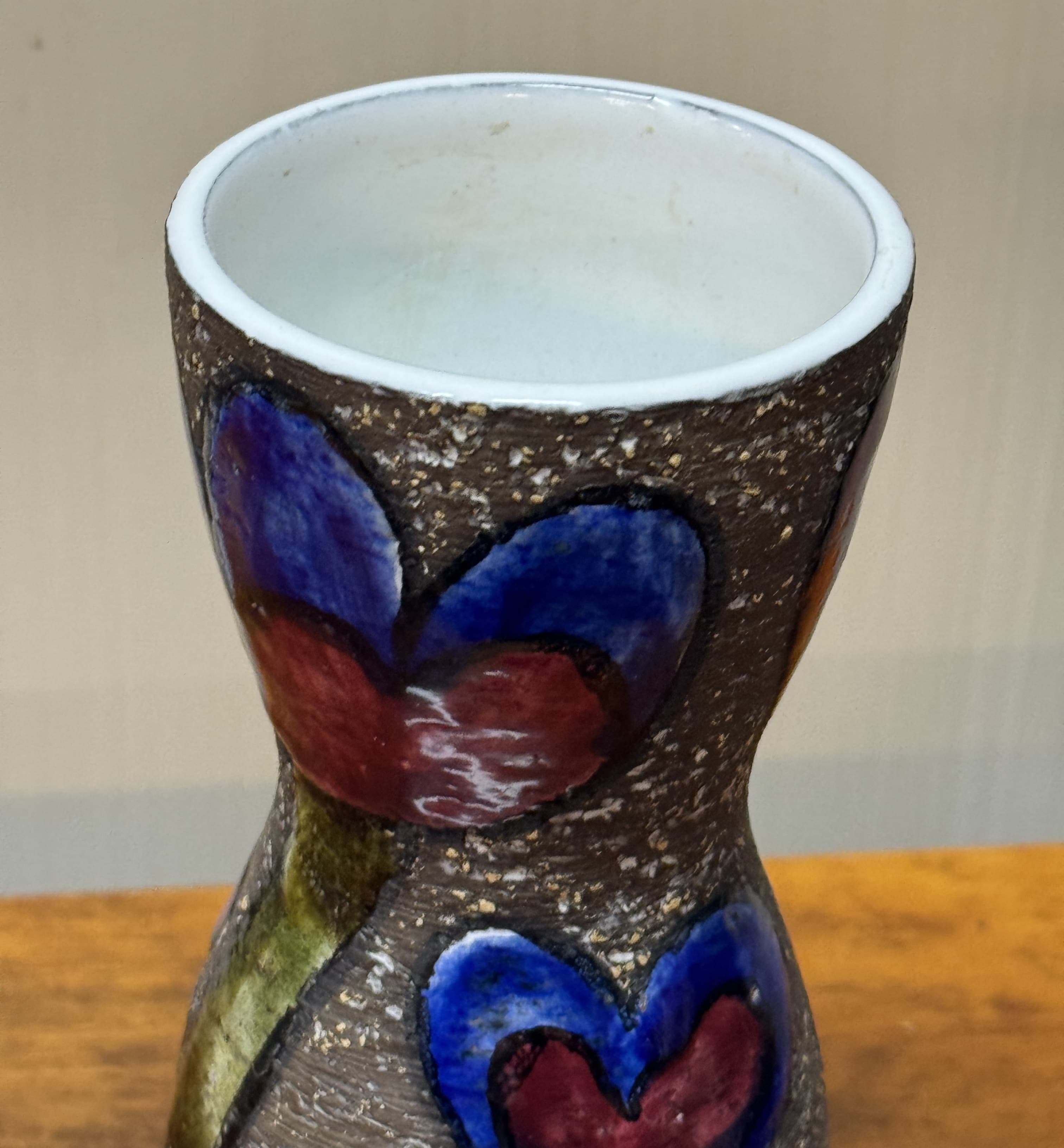 Härlig keramik vas, Uppsala Ekeby