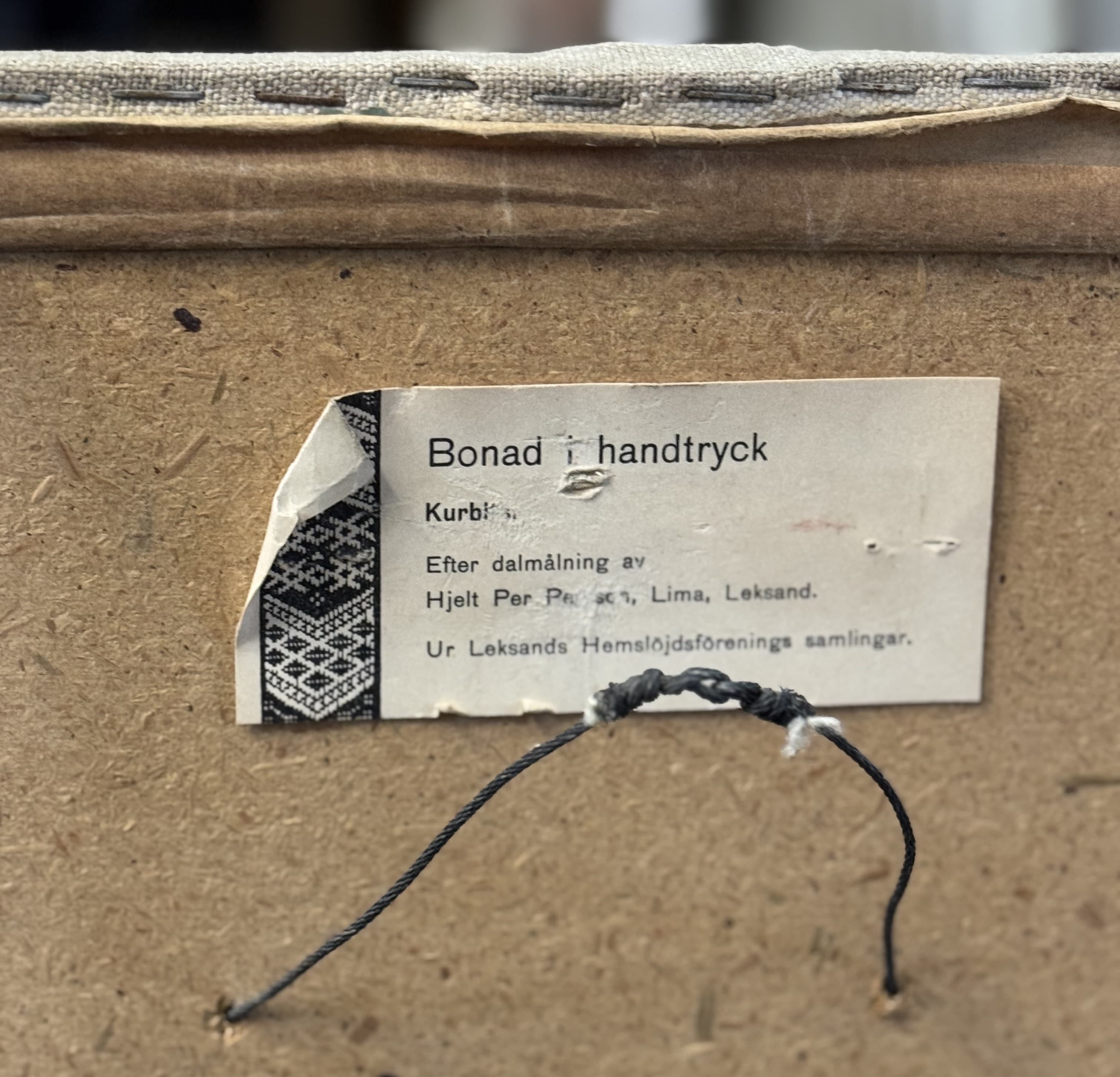 Vacker bonad i textil, handtryck, Jobs