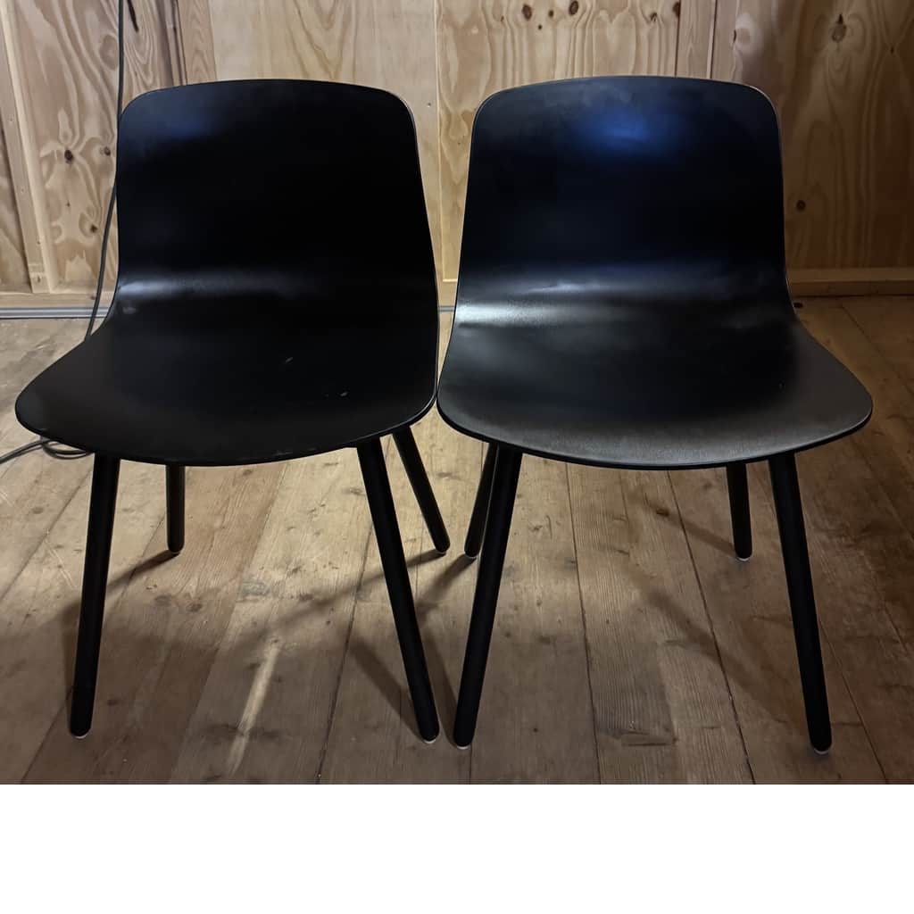 Fyra stolar " AAC12" Hee Welling för HAY Danmark – begagnad bord & stolar hos ReFurn Lidingö