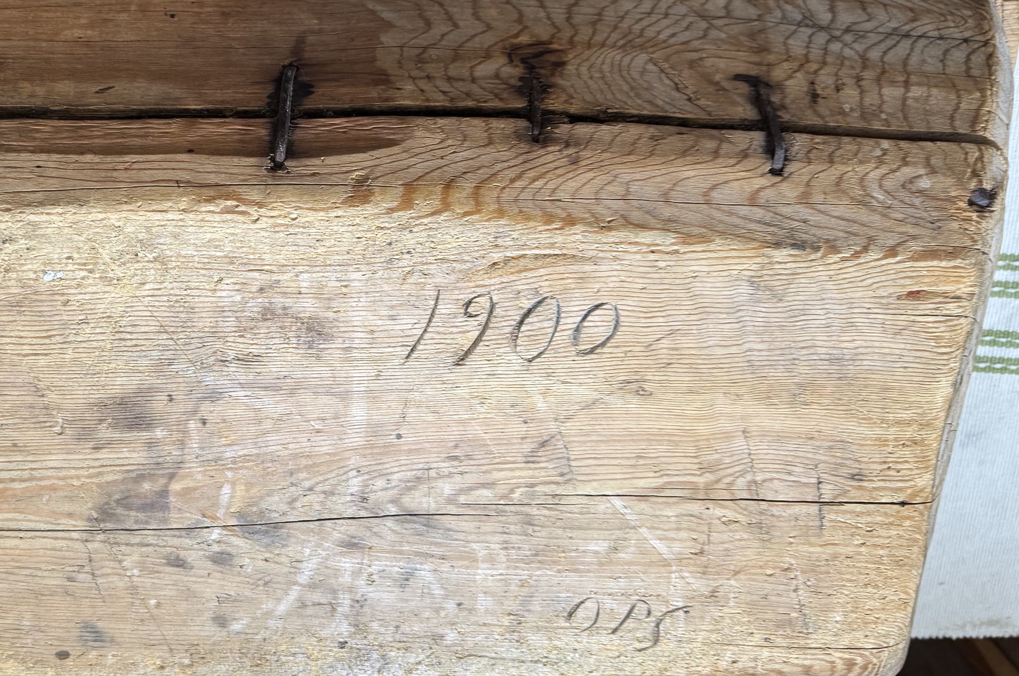 Härligt tungt allmoge tråg