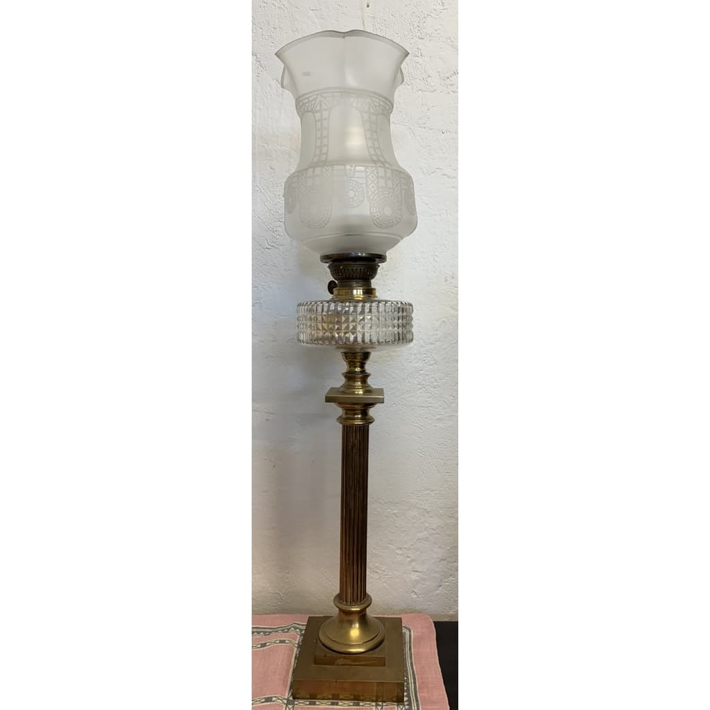 Vacker fotogenlampa, Skultuns, 1800 tal
