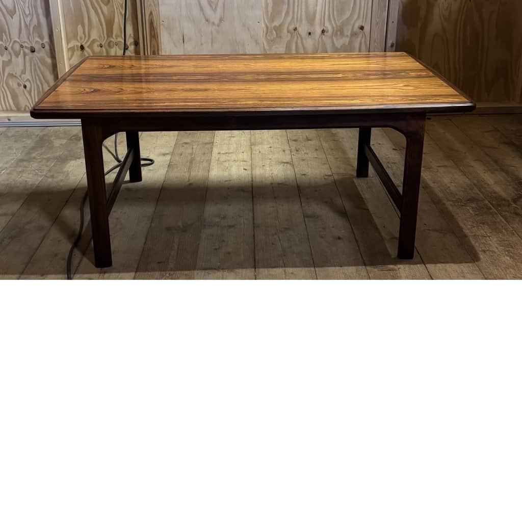 Fint stort soffbord – begagnad bord & stolar hos ReFurn Lidingö